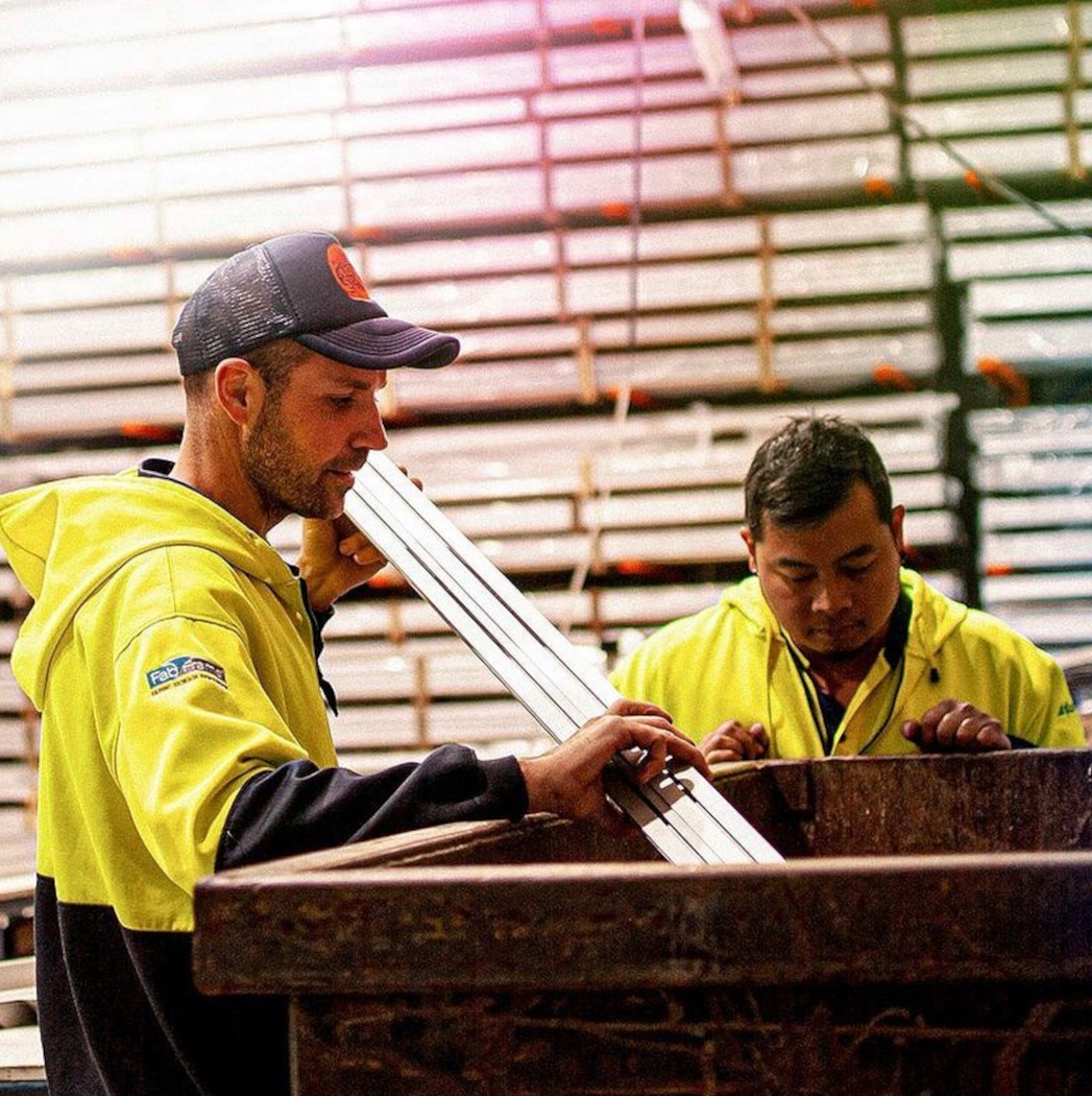 Lightning Fast Low-Cost Shipping